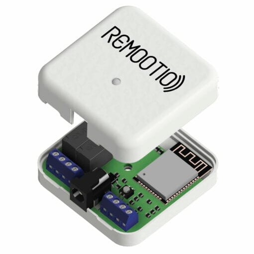 Remootio 3 Hub Opened